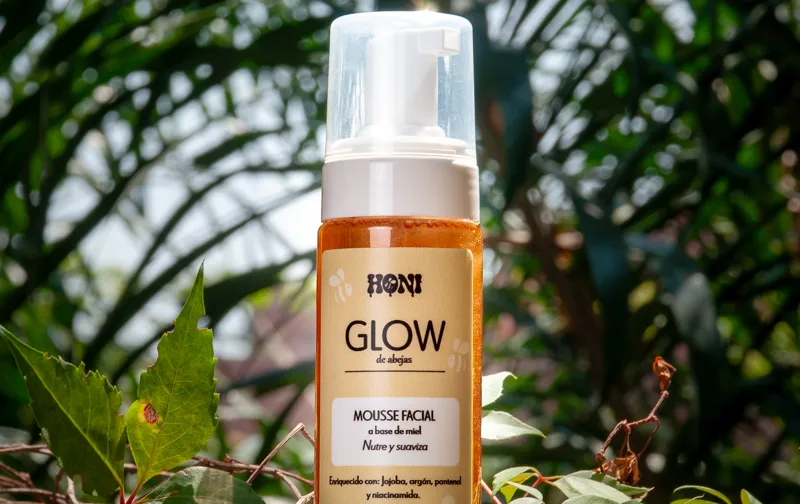 GLOW · Espuma facial de miel · HONI cosmetics