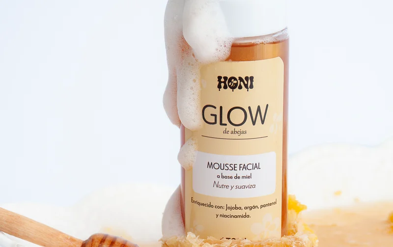 Espuma facial GLOW con miel real